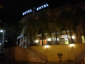 Гостиница   Hotel Royal Cattafi, Сан-Филиппо-Дель-Мела